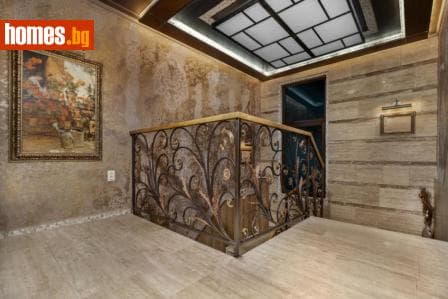 Многостаен, 300m²