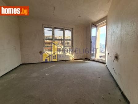 Тристаен, 114m²
