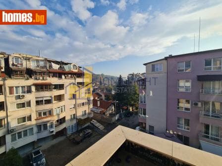 Тристаен, 114m²