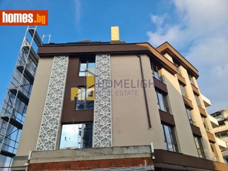 Тристаен, 103m²