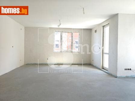 Тристаен, 170m²