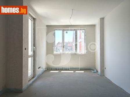 Тристаен, 170m²