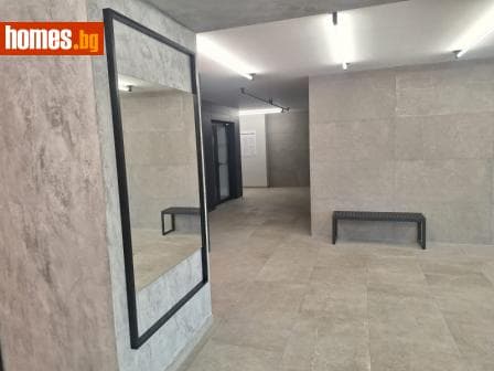 Тристаен, 154m²