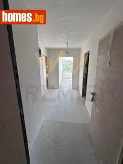 Двустаен, 83m²