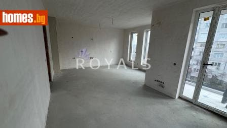 Тристаен, 103m²