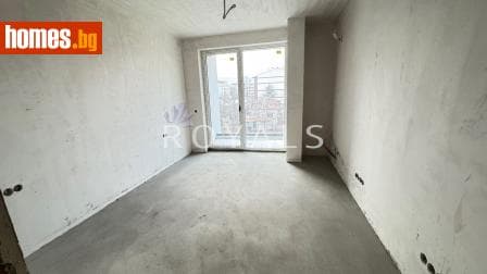 Тристаен, 103m²