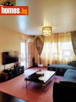 Тристаен, 86m²