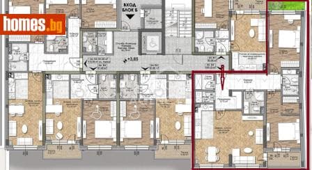 Тристаен, 125m²