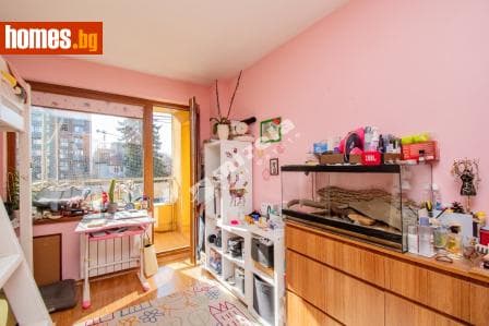Двустаен, 68m²