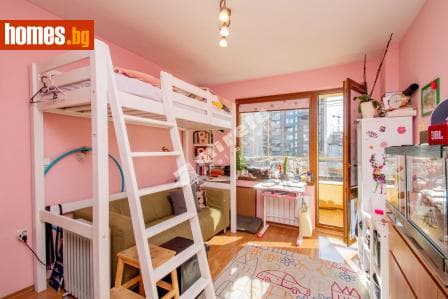 Двустаен, 68m²