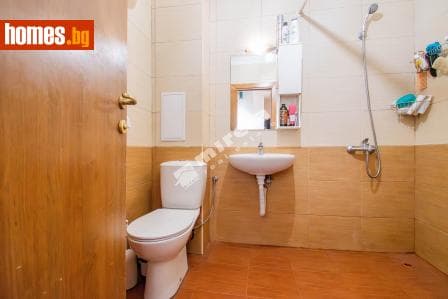 Двустаен, 68m²