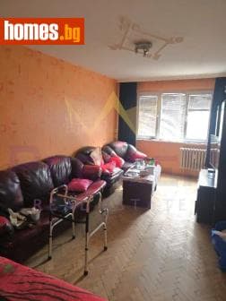 Двустаен, 65m²