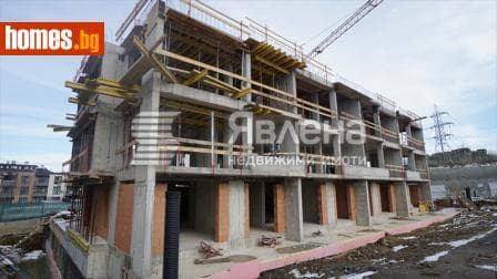 Тристаен, 115m²