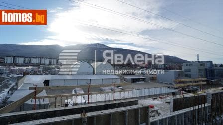 Тристаен, 115m²