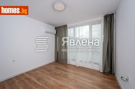 Тристаен, 134m²