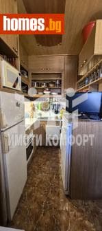 Тристаен, 80m²
