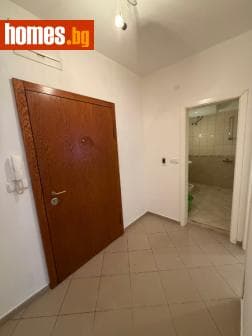 Тристаен, 153m²