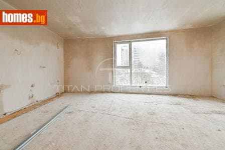 Тристаен, 103m²