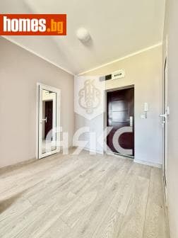 Двустаен, 64m²