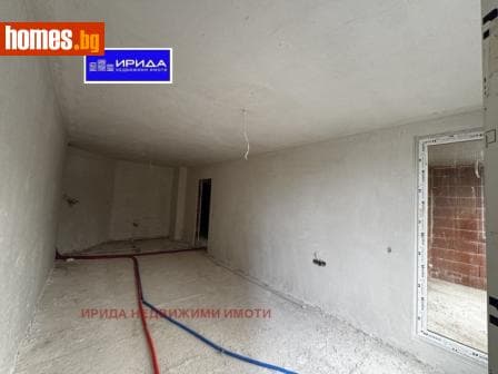 Тристаен, 116m²