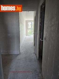 Тристаен, 113m²
