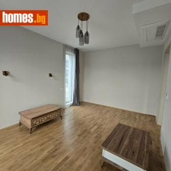 Тристаен, 122m²