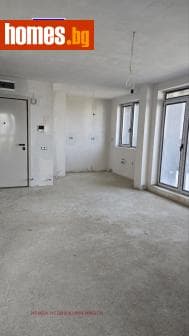Тристаен, 109m²