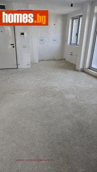 Тристаен, 109m²