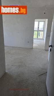 Тристаен, 109m²