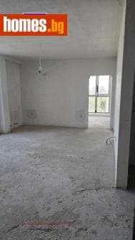 Тристаен, 109m²