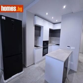 Тристаен, 121m²