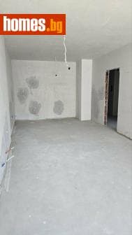 Тристаен, 109m²