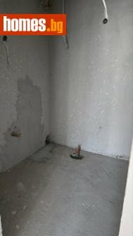 Тристаен, 109m²