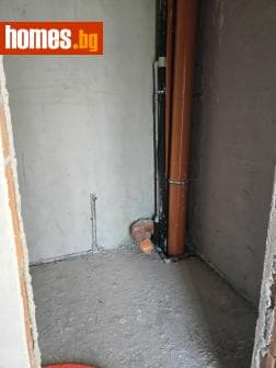 Тристаен, 113m²