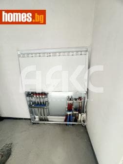 Двустаен, 68m²