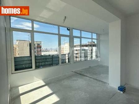 Тристаен, 169m²