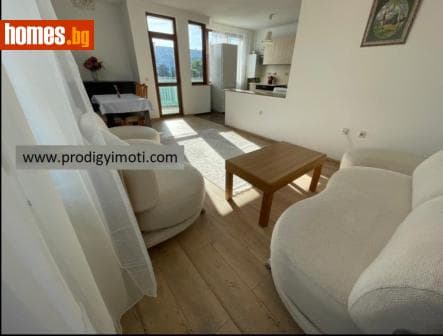 Тристаен, 129m²