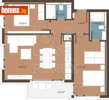 Тристаен, 106m²