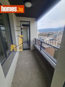Тристаен, 98m²