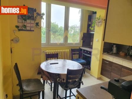 Двустаен, 70m²