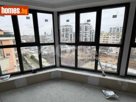 Тристаен, 117m²