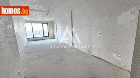 Тристаен, 134m²
