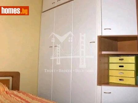 Двустаен, 80m²