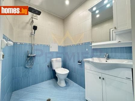 Двустаен, 71m²