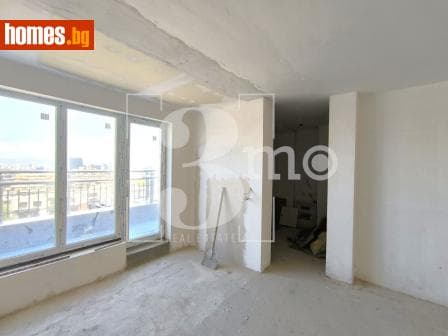 Тристаен, 123m²