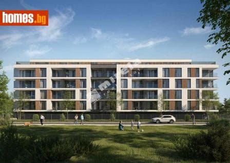 Тристаен, 87m²