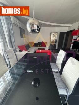 Тристаен, 118m²