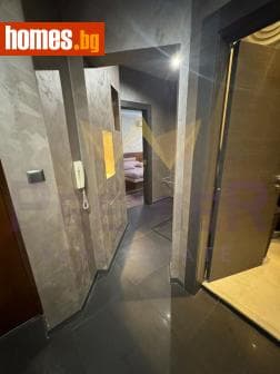 Тристаен, 118m²