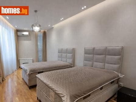 Четиристаен, 162m²