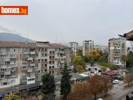 Тристаен, 82m²